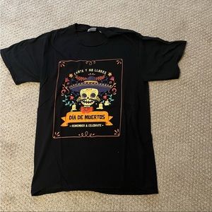 Dia De Muertos Graphic Tshirt NWOT